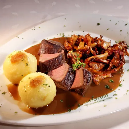 Hotel Restaurant Reichsadler 3*